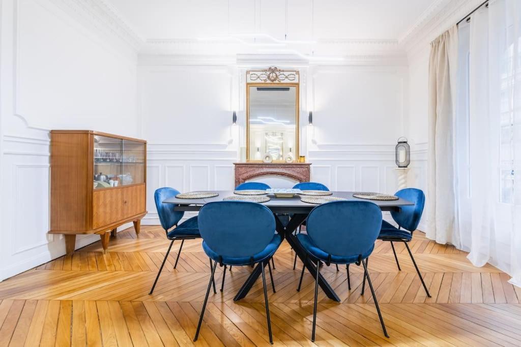 Haussmannian Apartment, Near Champs-Elysees Parijs Buitenkant foto