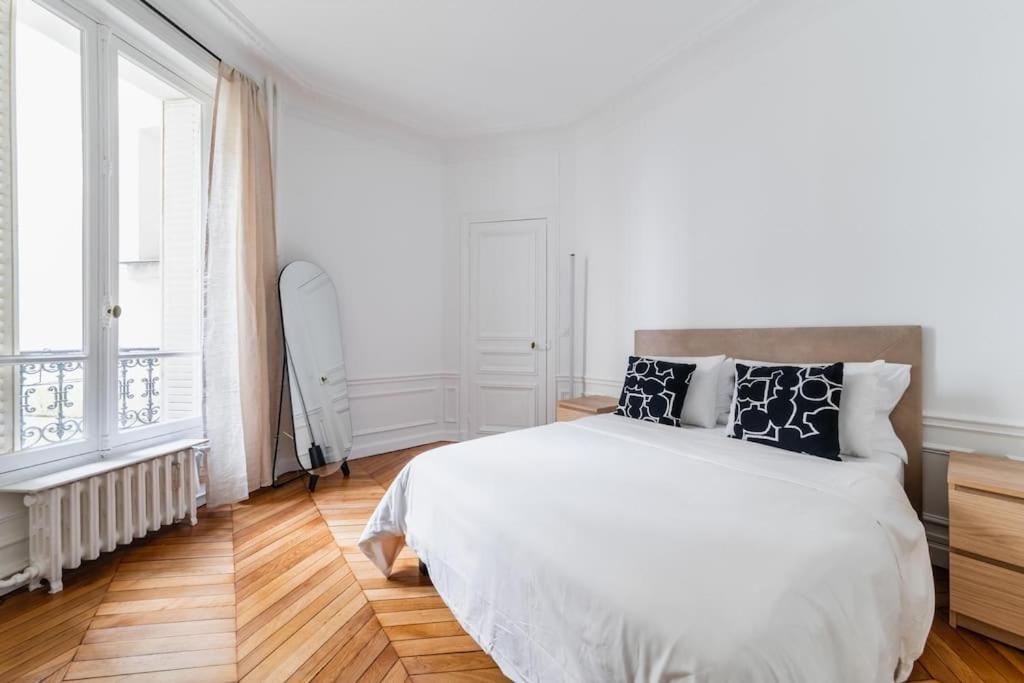 Haussmannian Apartment, Near Champs-Elysees Parijs Buitenkant foto